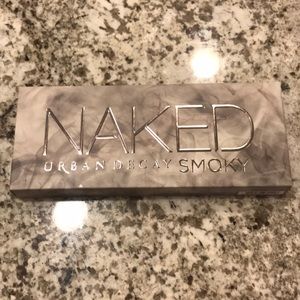 NAKED Urban Decay SMOKY